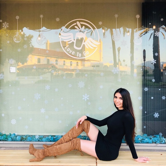 🔥RESTOCK 🔥🍂Tan knee high boots 🍂 - Picture 2 of 6